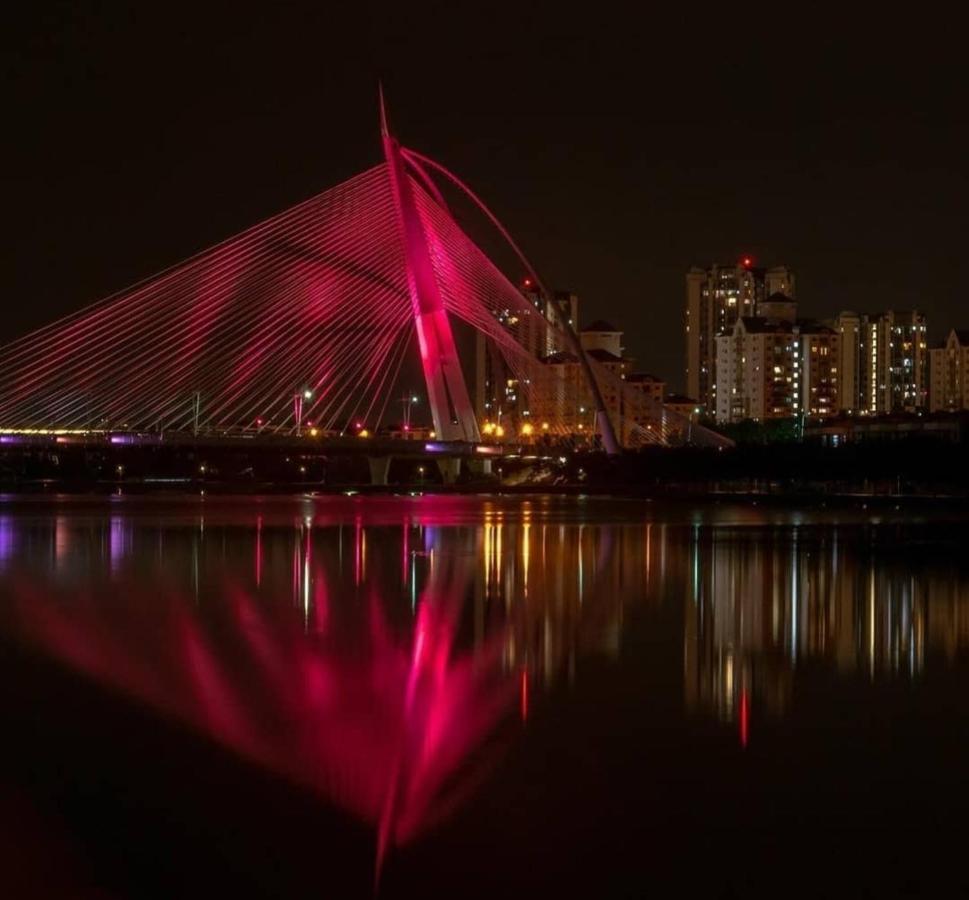 Maya Homestay Putrajaya @ Twelve Eksteriør billede